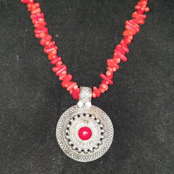 Bold Vintage Indian Genuine Red Coral & 925 Sterling Silver Pendant Necklace - Picture 1 of 16